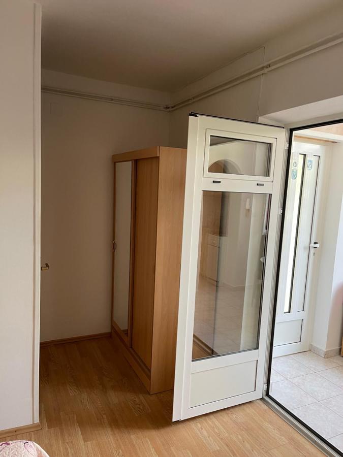 Apartmani Frane Tribalj Eksteriør bilde
