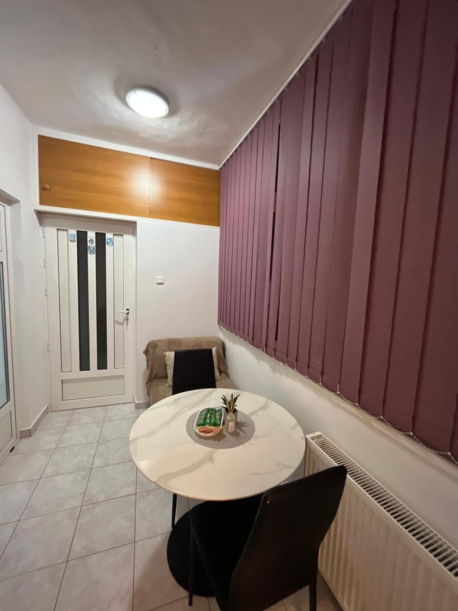 Apartmani Frane Tribalj Eksteriør bilde